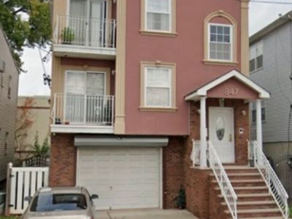 847 Bond St, Elizabeth, NJ 07201