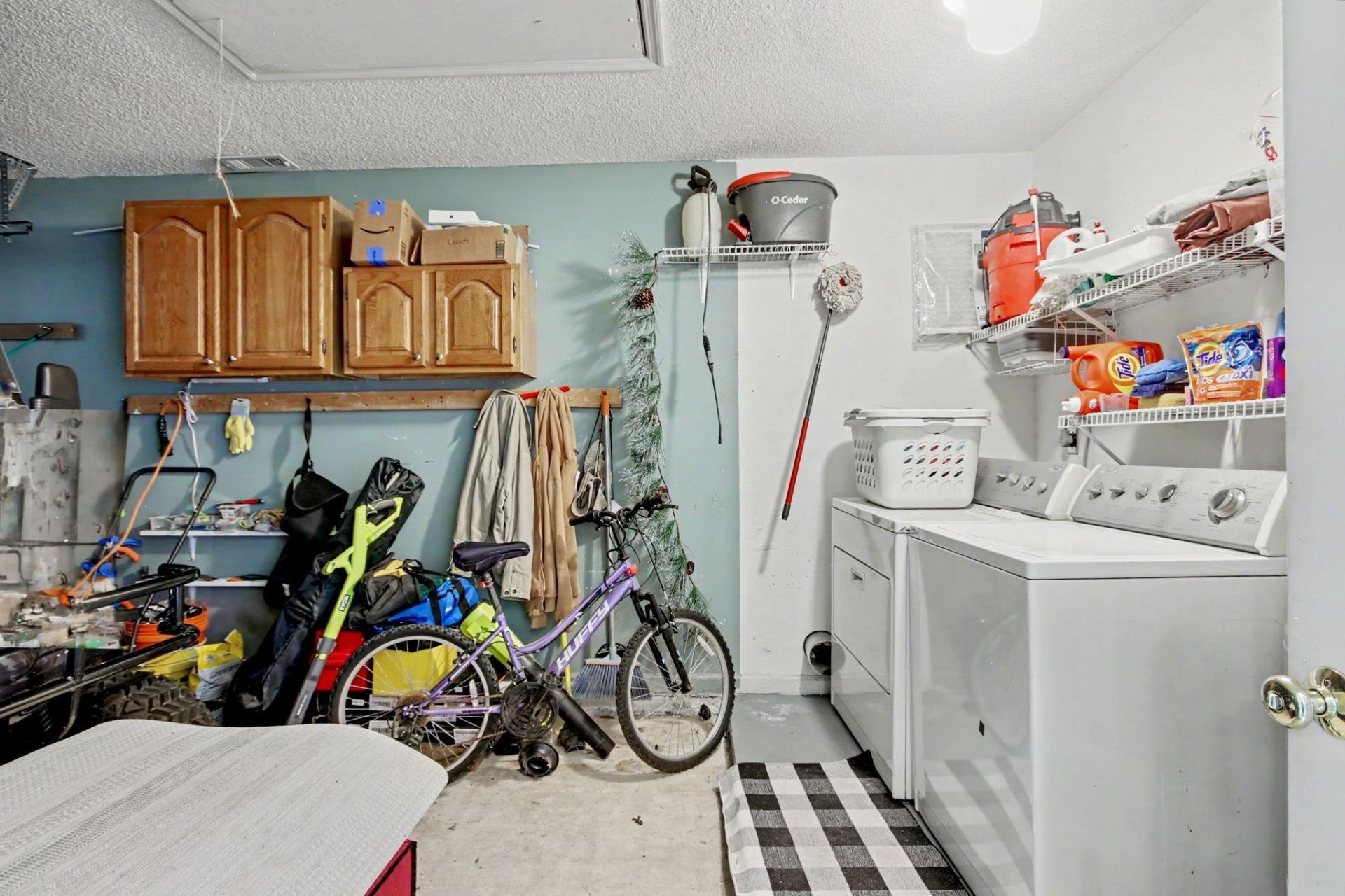 1001 Charles St. Photo 26