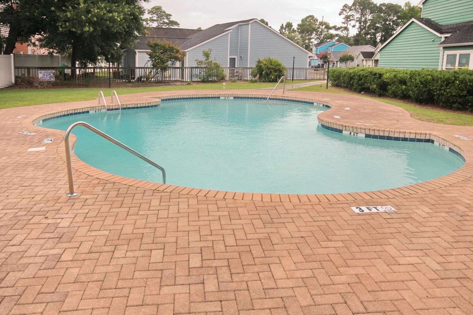 1001 Charles St. Photo 38