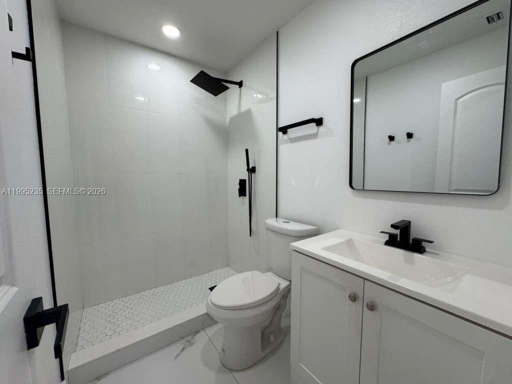 230 E 56th St, Unit A, Hialeah, FL 33013 Photo