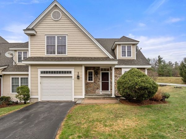 12 Meyer Hill Drive, Unit 12, Acton, MA 01720