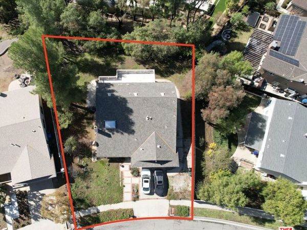 6618 Smoke Tree Avenue, Oak Park, CA 91377