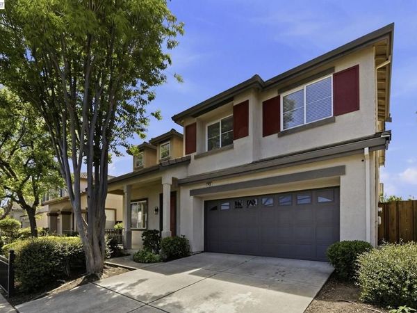 27433 Whitman St., Hayward, CA 94544