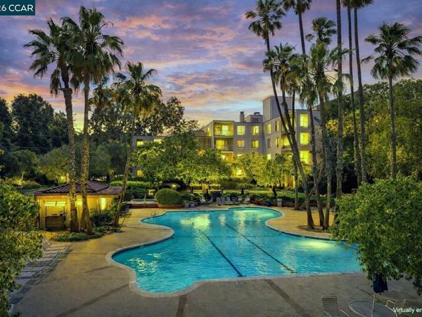 360 N Civic Dr, Unit 204, Walnut Creek, CA 94596