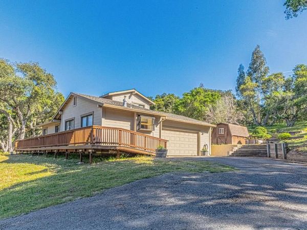 6959 Valle Pacifico Road, Salinas, CA 93907