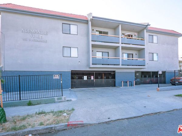 955 S Normandie Avenue, Unit 201, Los Angeles, CA 90006