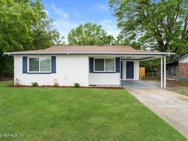 9554 SPOTTSWOOD Road W, Jacksonville, FL 32208