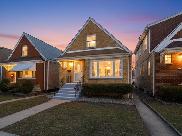 6535 S Kolin Avenue , Chicago, IL 60629