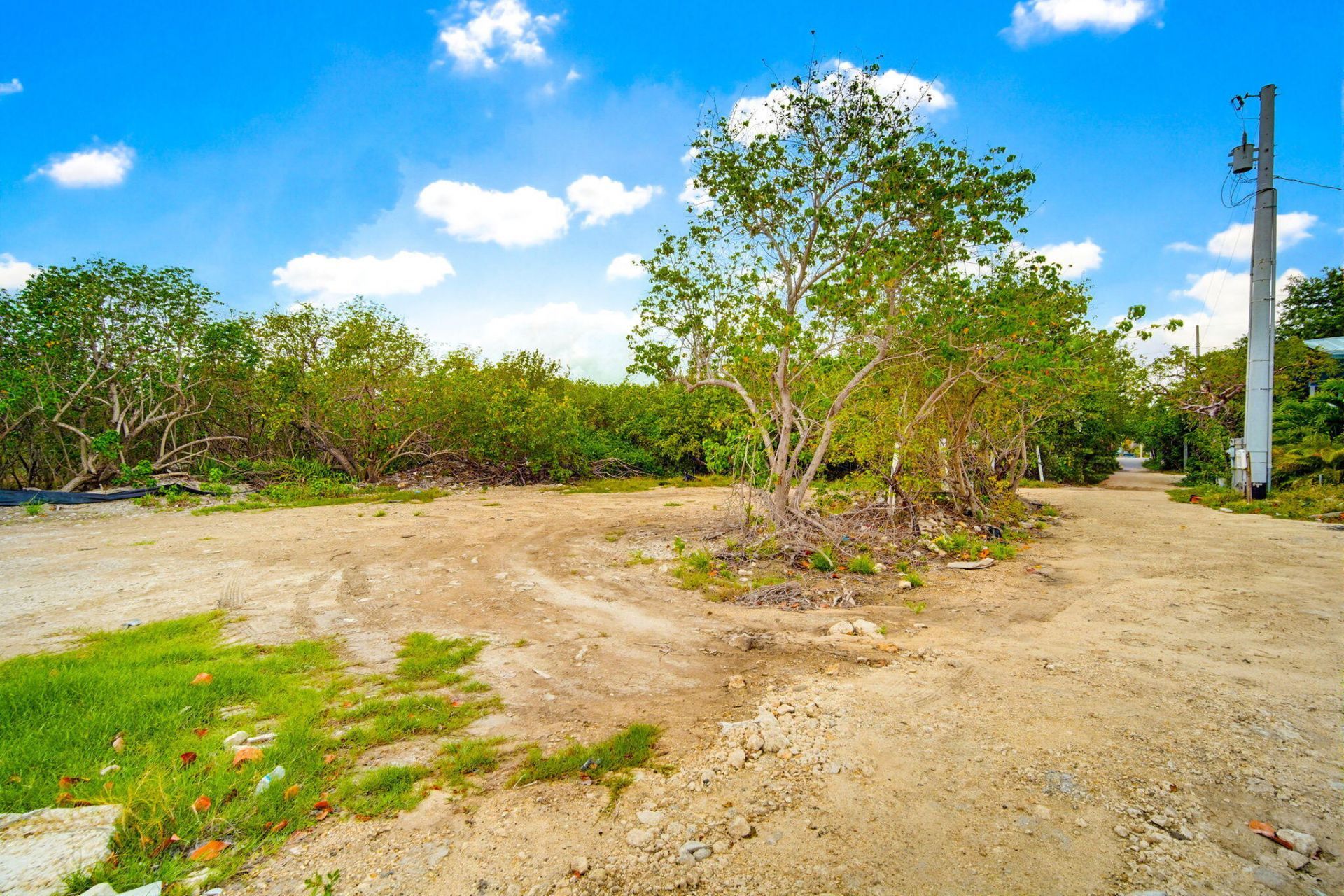 58876 Overseas Highway, Marathon, FL 33050 Photo