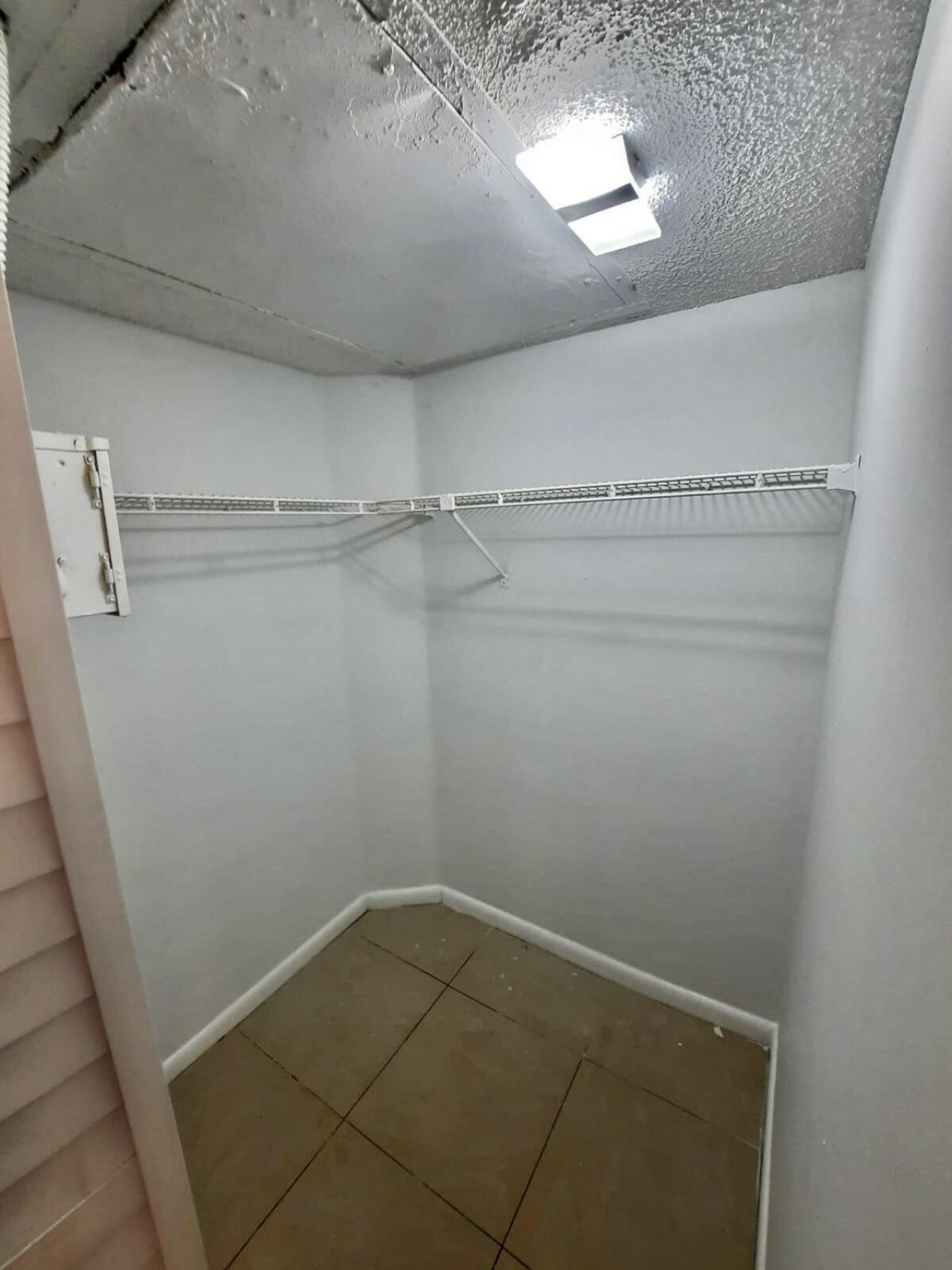 706 Executive Center Drive, Unit 28, West Palm Beach, FL 33401 Photo