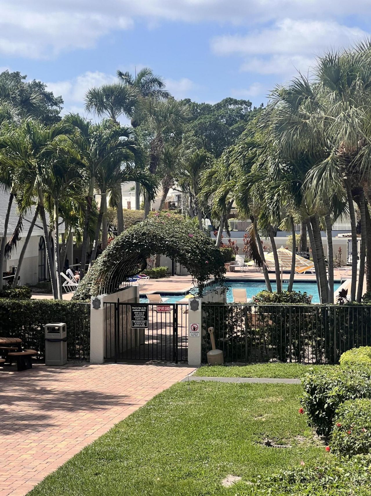 706 Executive Center Drive, Unit 28, West Palm Beach, FL 33401 Photo