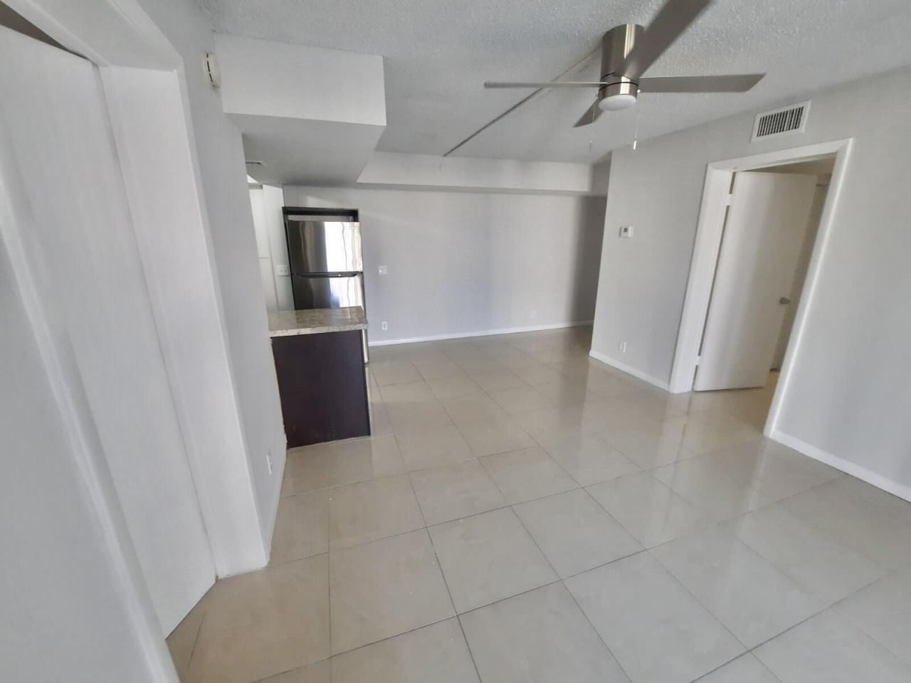 706 Executive Center Drive, Unit 28, West Palm Beach, FL 33401 Photo