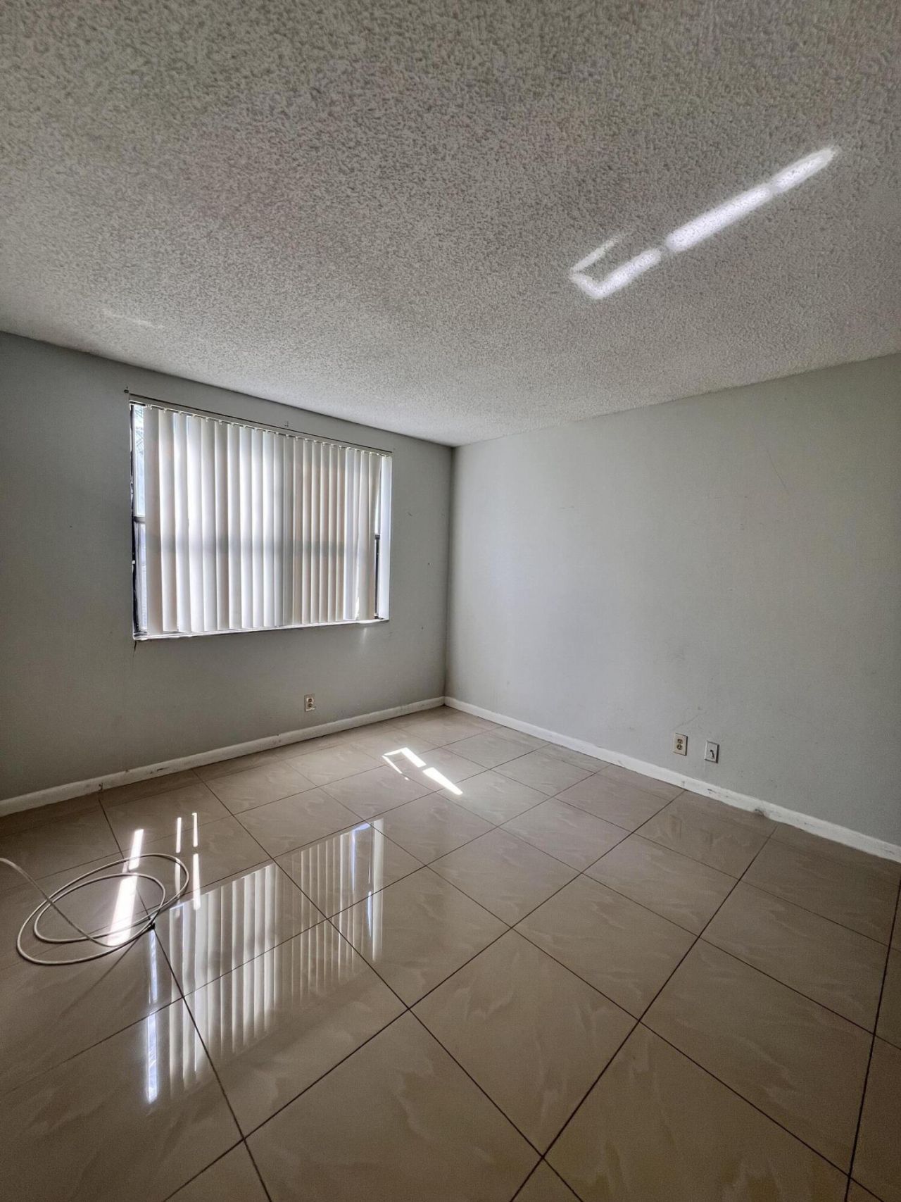 706 Executive Center Drive, Unit 28, West Palm Beach, FL 33401 Photo