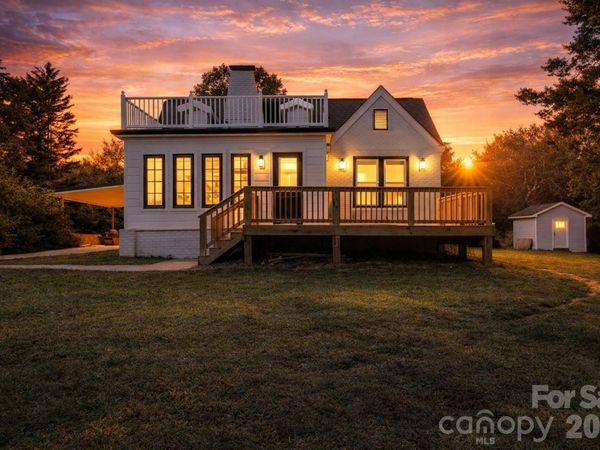 1011 N 14th Street, Bessemer City, NC 28016