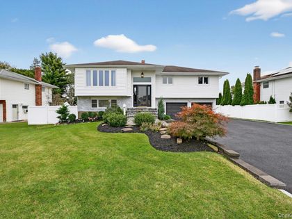 12 Farmstead Road Commack, NY 11725