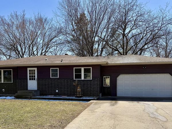 2312 SE 12th Avenue, Aberdeen, SD 57401