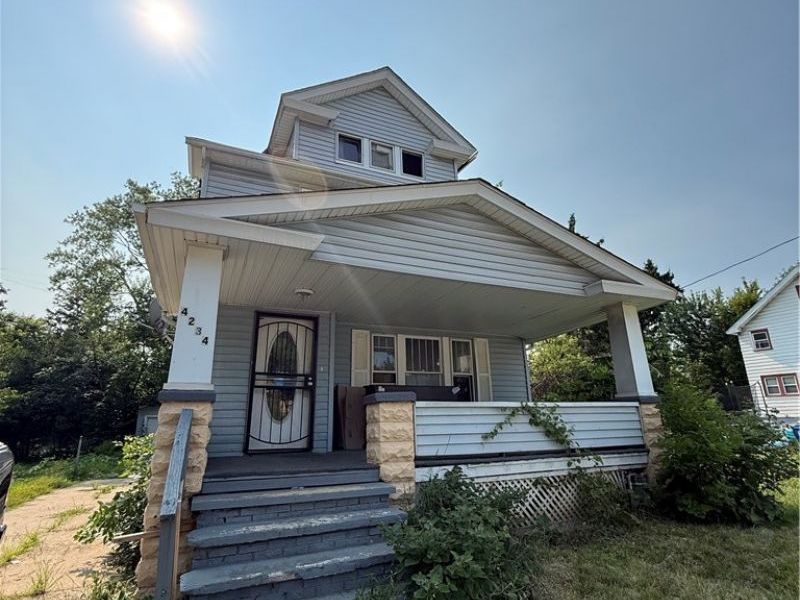 4234 E 111th Street, Cleveland, OH 44105 Photo 2
