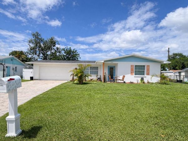 3602 CAMBRIDGE DRIVE W, BRADENTON, FL 34205