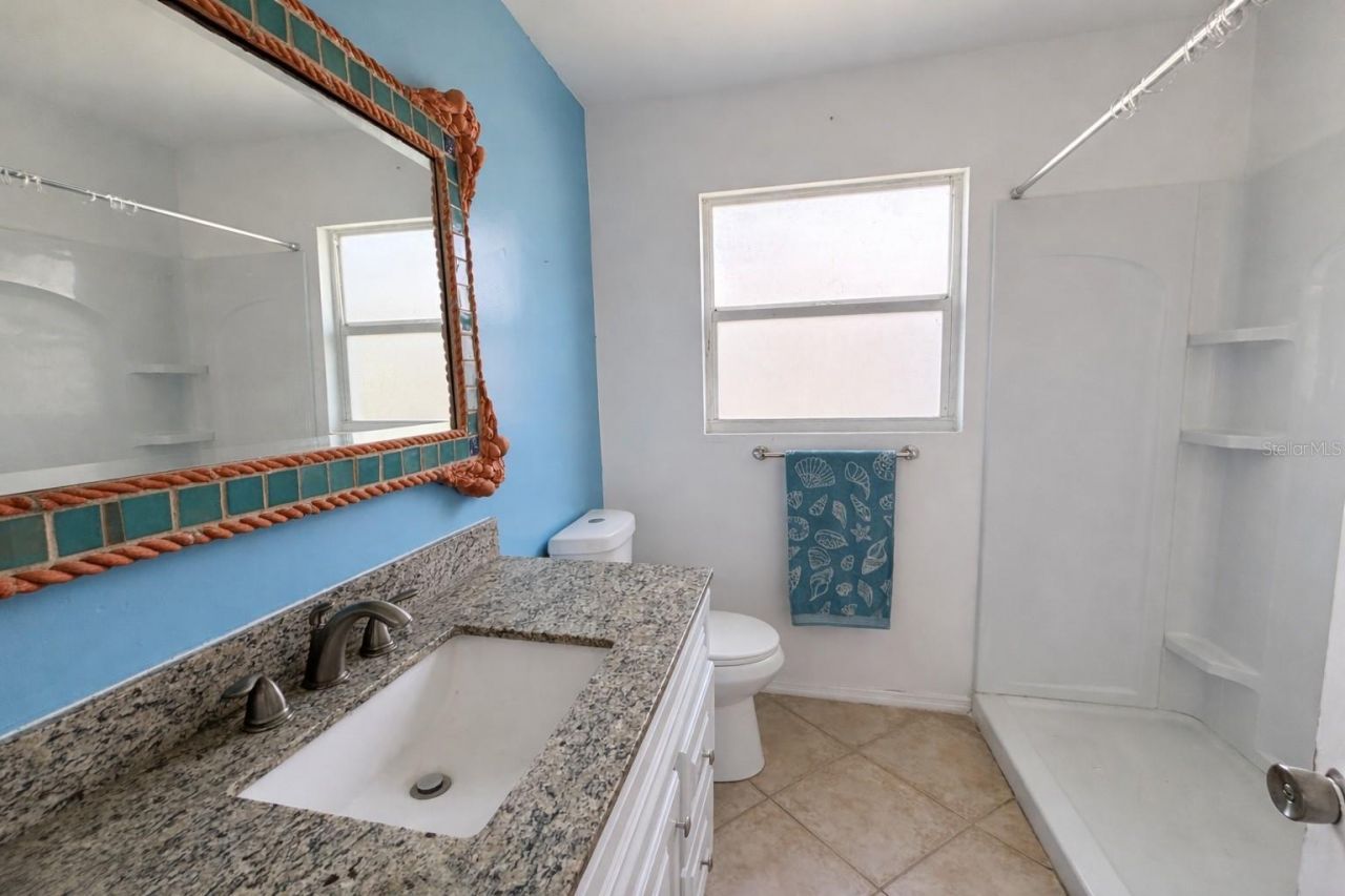 3602 Cambridge Drive W, Bradenton, FL 34205 Photo