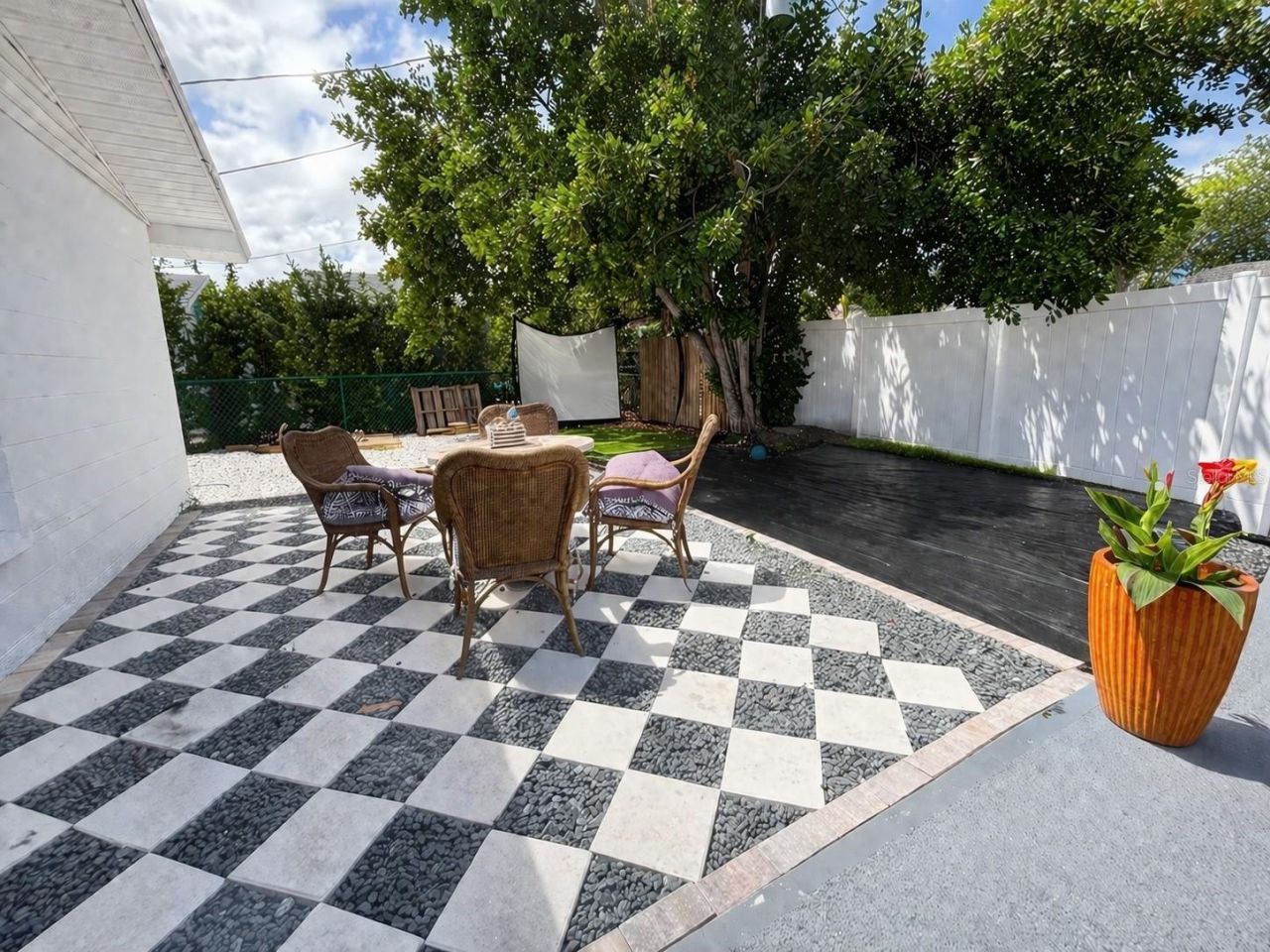 3602 Cambridge Drive W, Bradenton, FL 34205 Photo