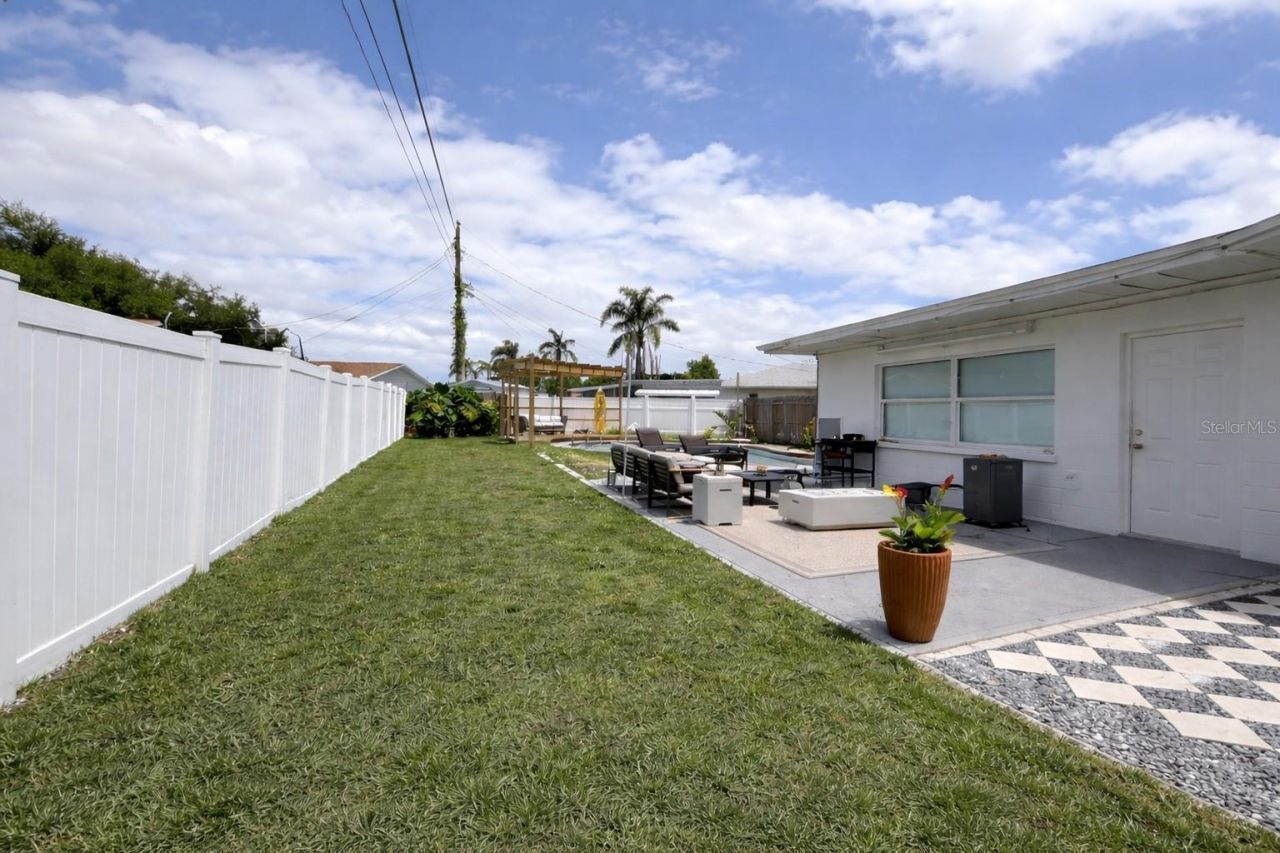 3602 Cambridge Drive W, Bradenton, FL 34205 Photo