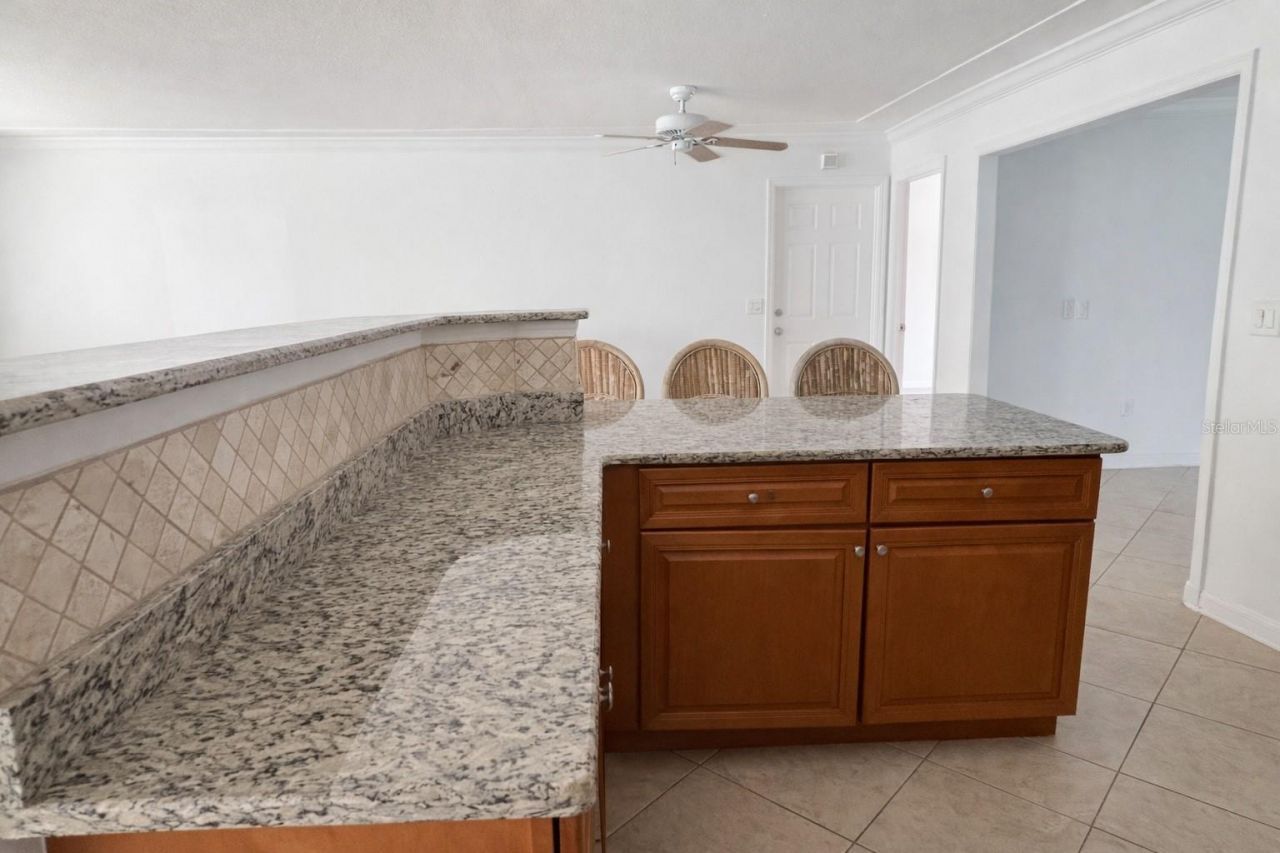 3602 Cambridge Drive W, Bradenton, FL 34205 Photo