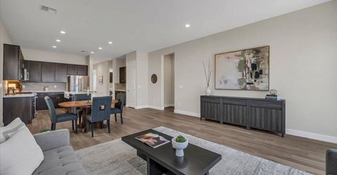 12921 Sapphire Point Drive, Reno, NV 89521 Photo