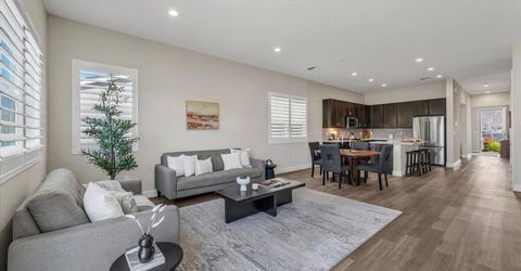 12921 Sapphire Point Drive, Reno, NV 89521 Photo