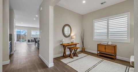 12921 Sapphire Point Drive, Reno, NV 89521 Photo