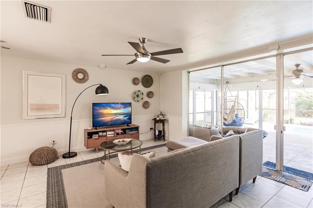 1437 Vendome Ct, Cape Coral, FL 33904 Photo