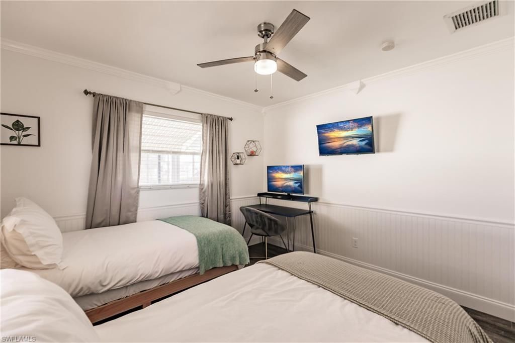 1437 Vendome Ct, Cape Coral, FL 33904 Photo