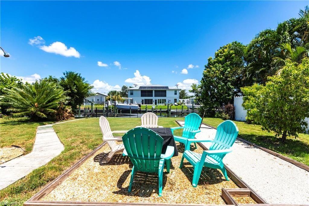 1437 Vendome Ct, Cape Coral, FL 33904 Photo