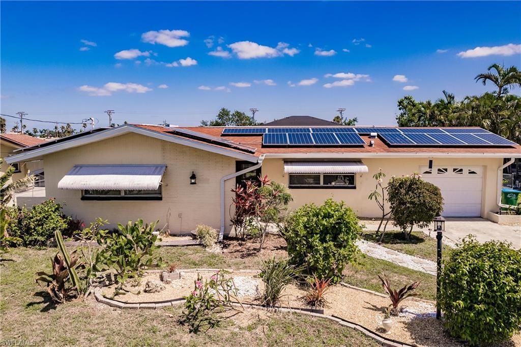 1437 Vendome Ct, Cape Coral, FL 33904 Photo