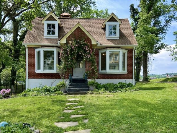 409 W 6th St, Columbia, TN 38401