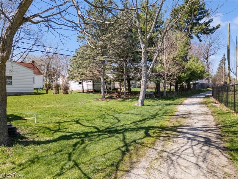 2626 Shunk Avenue, Alliance, OH 44601 Photo 37