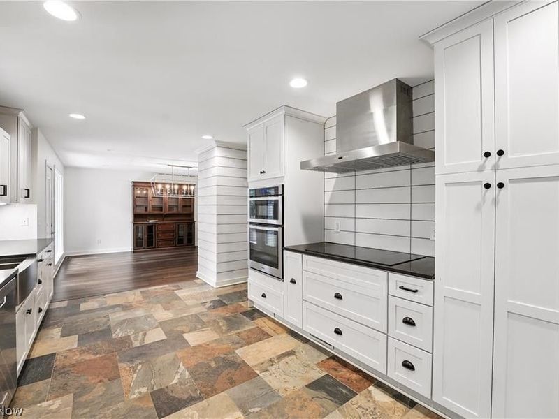 263 E Pine Lake Road, North Lima, OH 44452 Photo 21