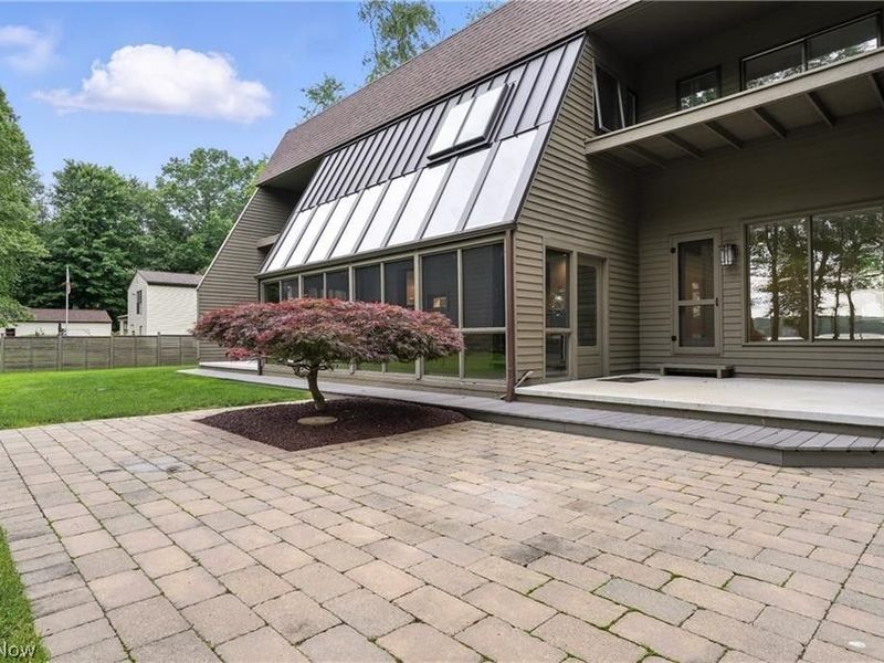 263 E Pine Lake Road, North Lima, OH 44452 Photo 5