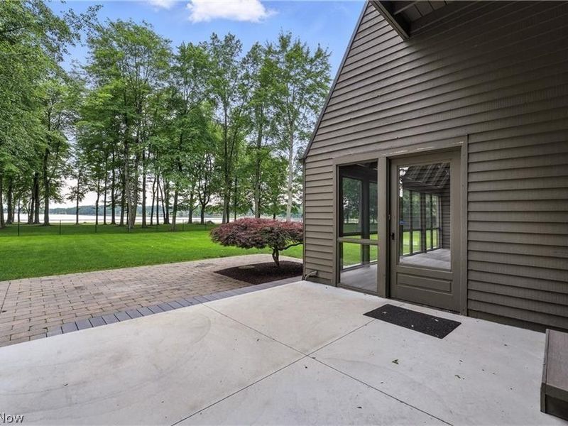 263 E Pine Lake Road, North Lima, OH 44452 Photo 6