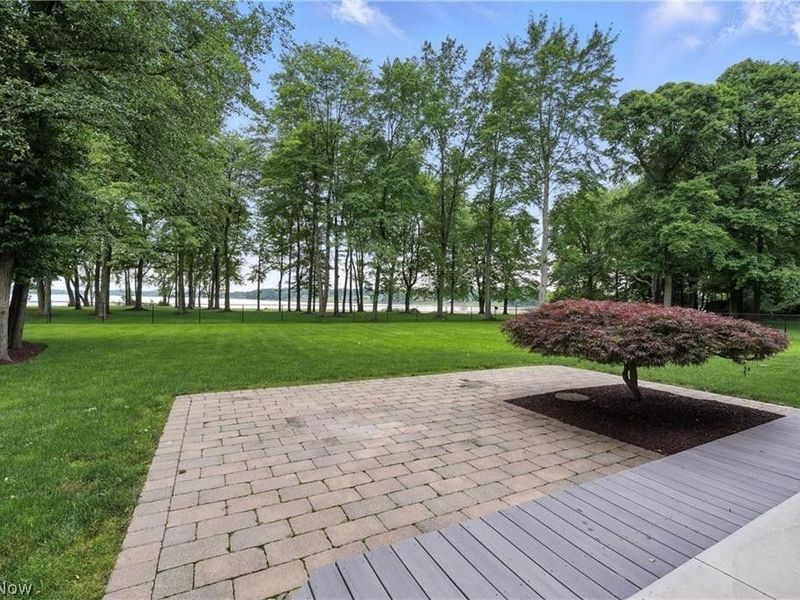 263 E Pine Lake Road, North Lima, OH 44452 Photo 8