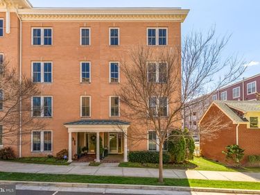 619 MCKENZIE AVENUE, Unit 102, ALEXANDRIA, VA 22301