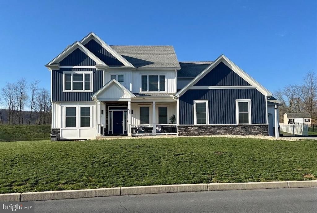 6390 PEREGRINE WAY, MECHANICSBURG, PA 17050