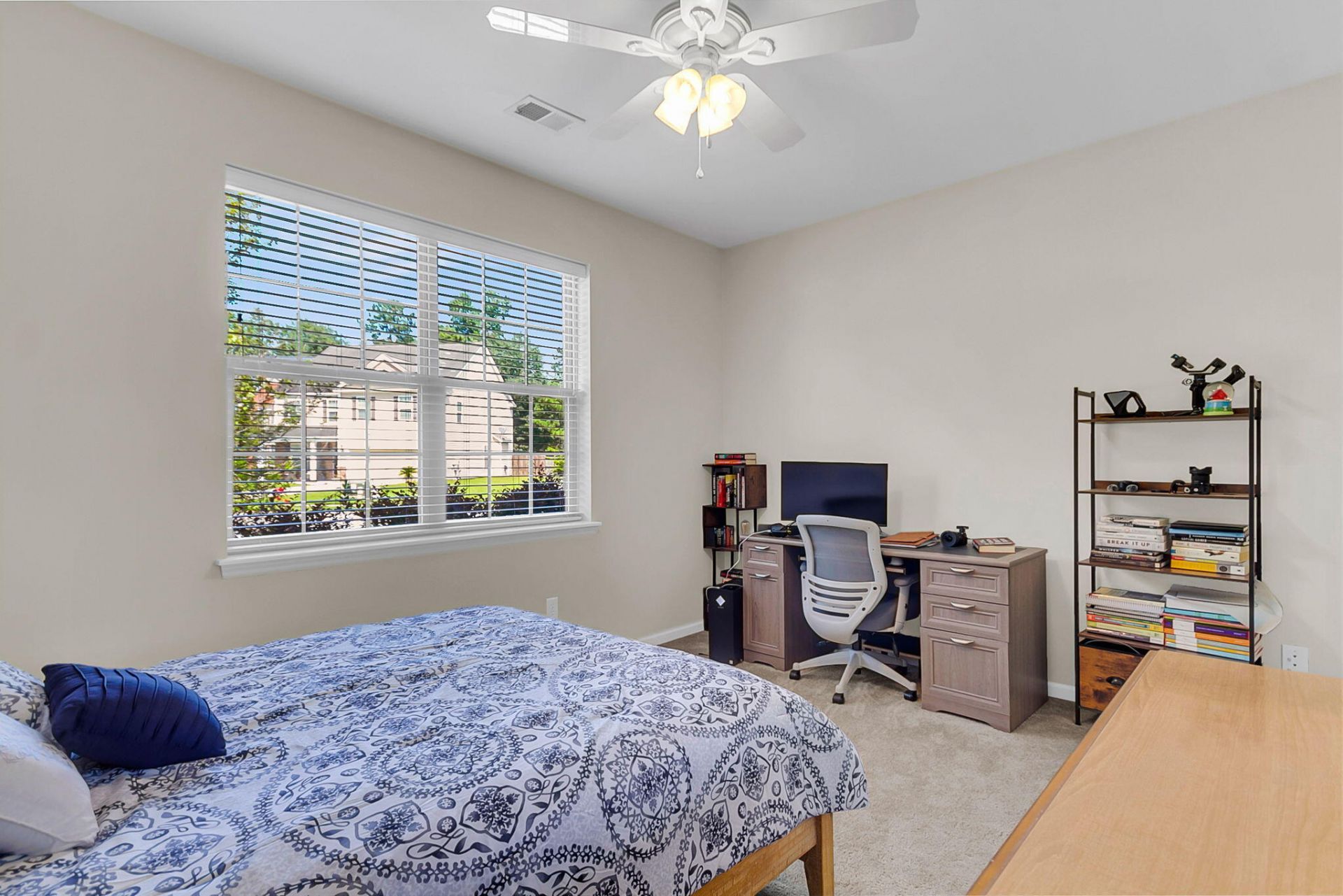 193 Cypress Forest Drive Photo 10