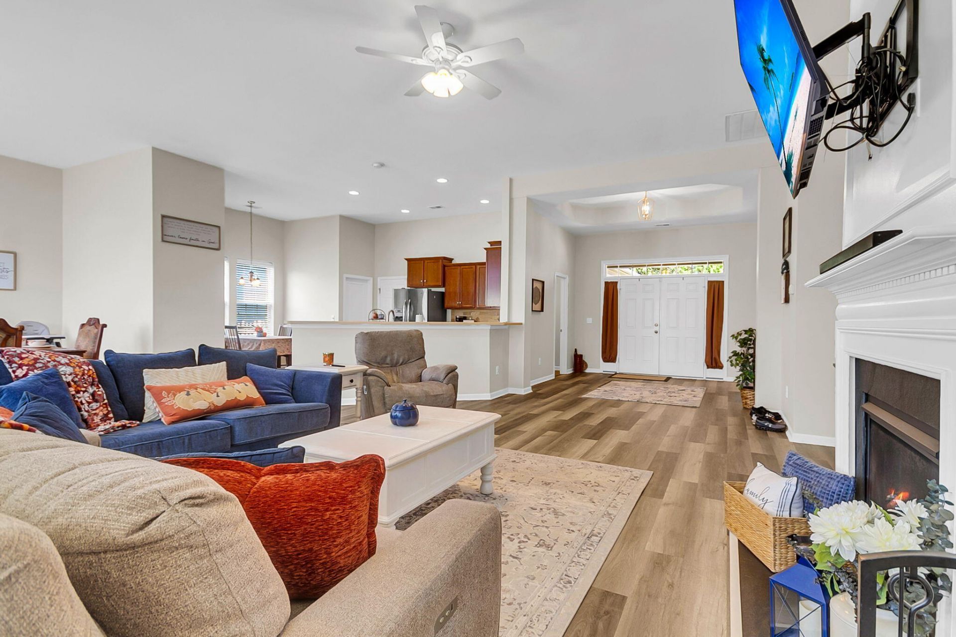 193 Cypress Forest Drive Photo 5