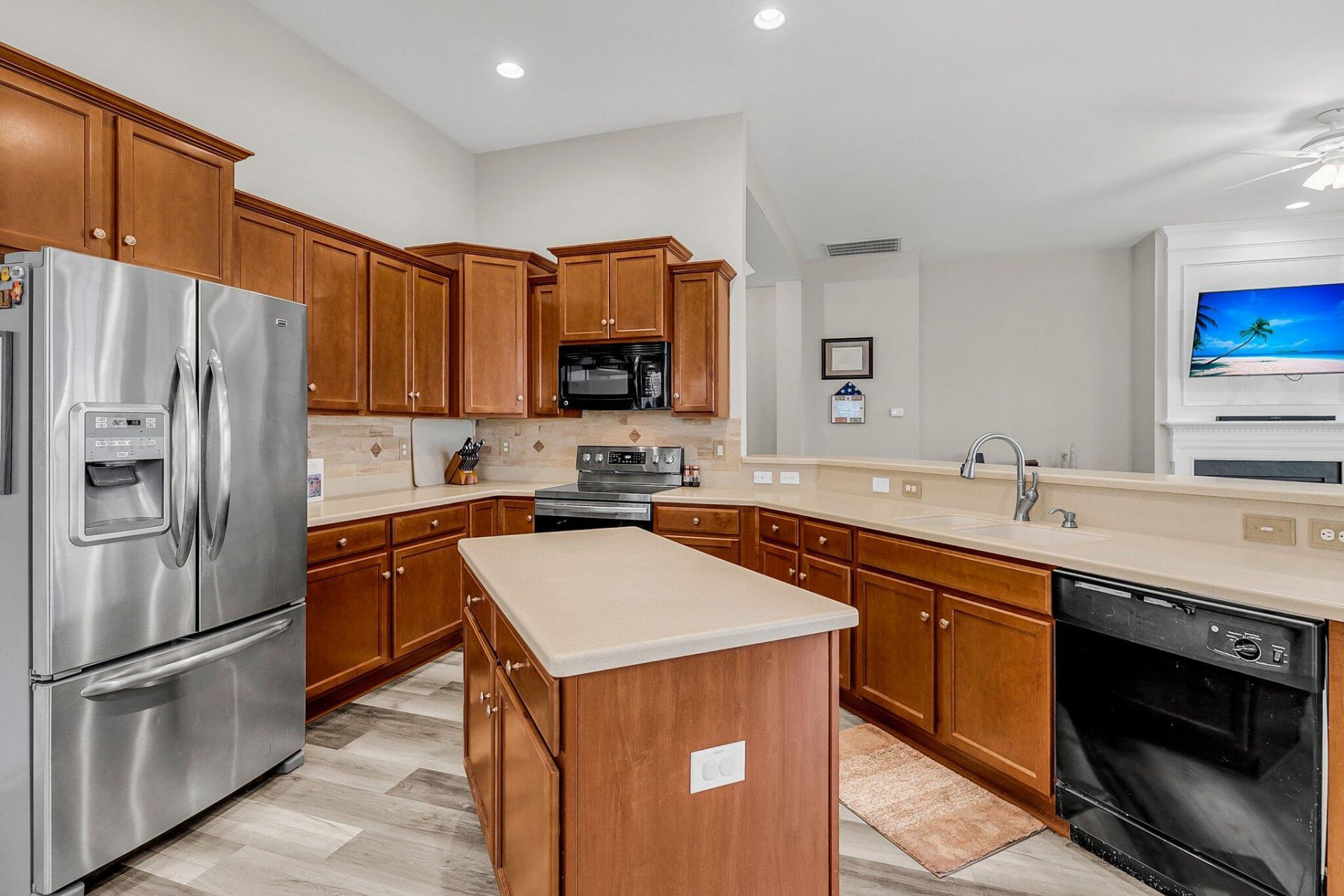 193 Cypress Forest Drive Photo 8