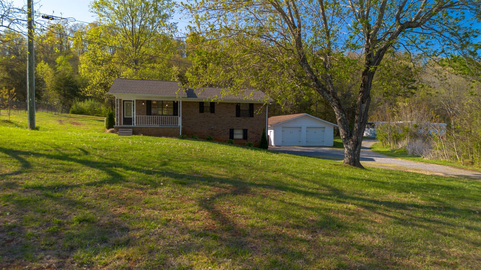 1809 Mansfield Gap Road, Talbott, TN 37877 Main Photo