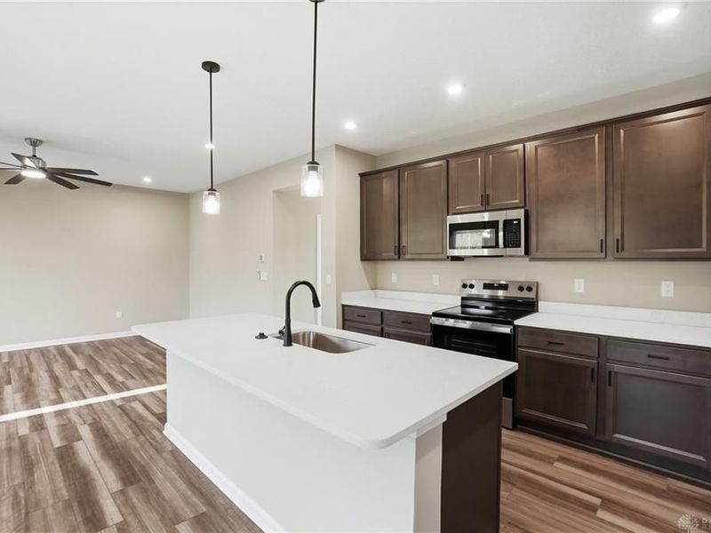 710 Deerhurst Drive, Vandalia, OH 45377 Photo 10