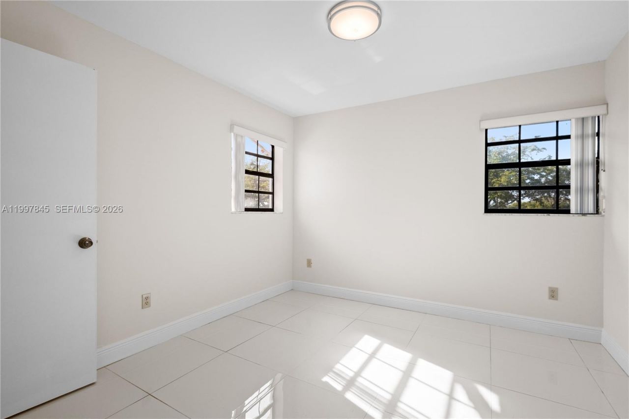 6211 SW 138th Ct, Unit B, Miami, FL 33183 Photo