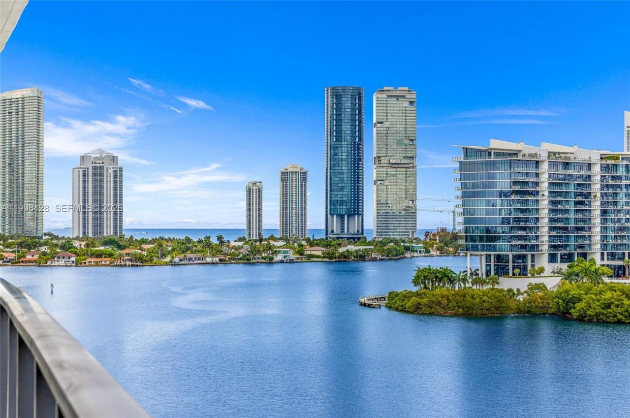 3300 NE 188th St, Unit 812, Aventura, FL 33180 Photo