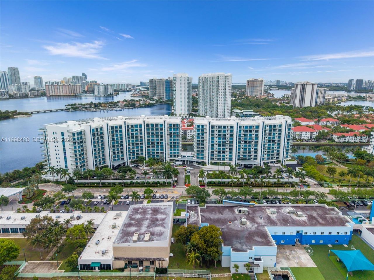 3300 NE 188th St, Unit 812, Aventura, FL 33180 Photo