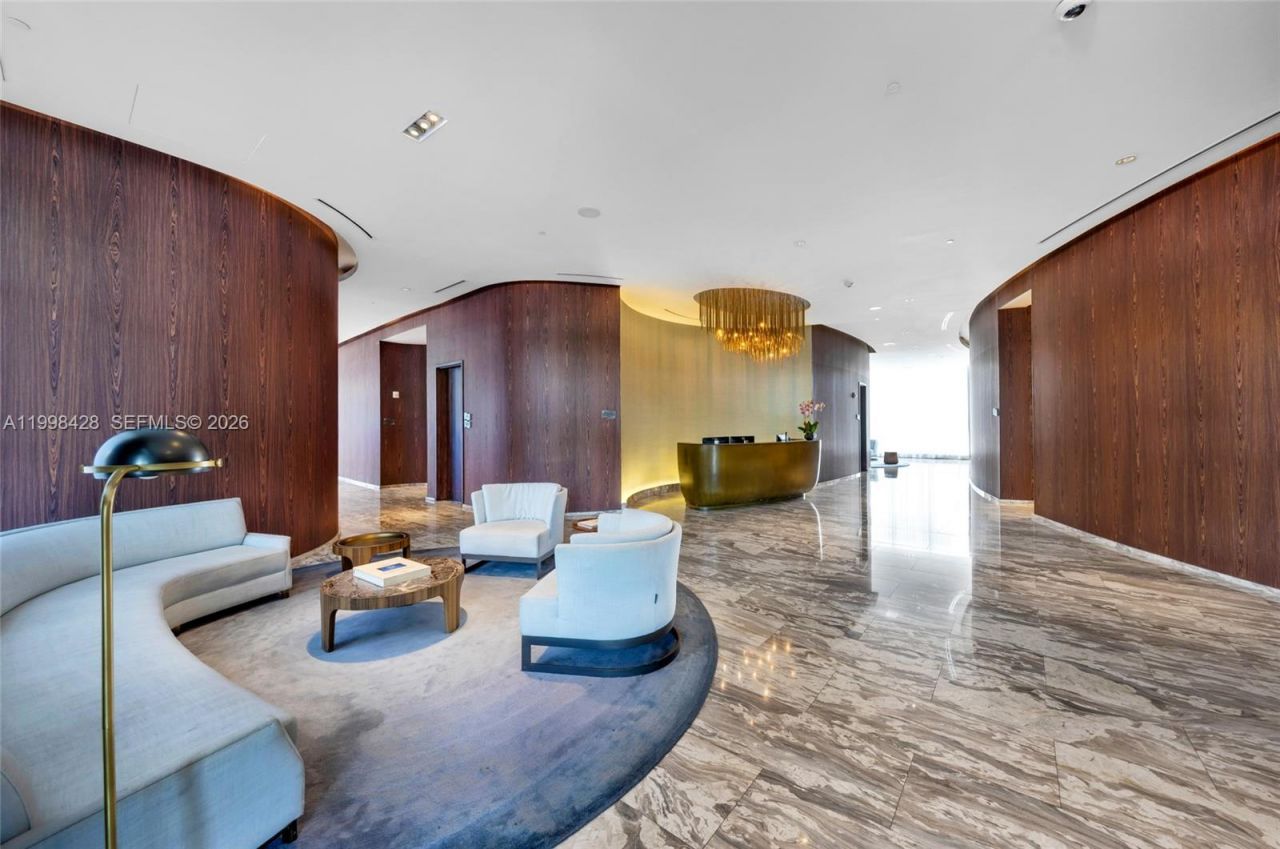 3300 NE 188th St, Unit 812, Aventura, FL 33180 Photo